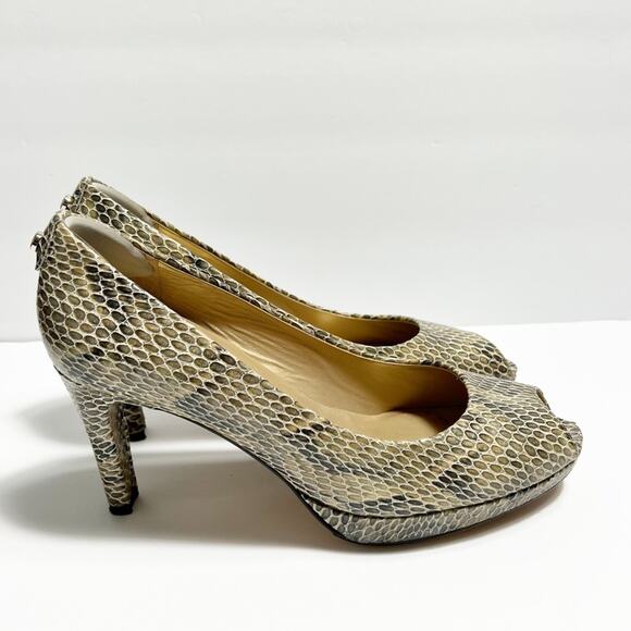 STUART WEITZMAN LOGOPLAINFIELD MUSHROOM CRYSTAL SNAKE WOMEN SIZE 8.5 WITH BOX - Picture 4 of 5